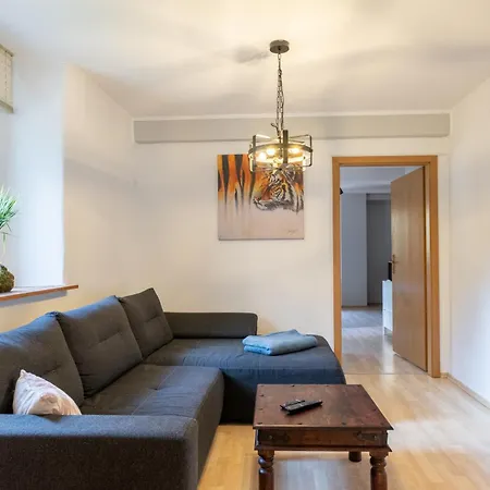 Apartment Via Mala *